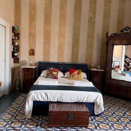 Palazzo Zappata Luxury Room Noto Centro Exterior photo